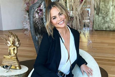 chrissy teigen topless|Chrissy Teigen just shared a topless photo showing motherhood ...